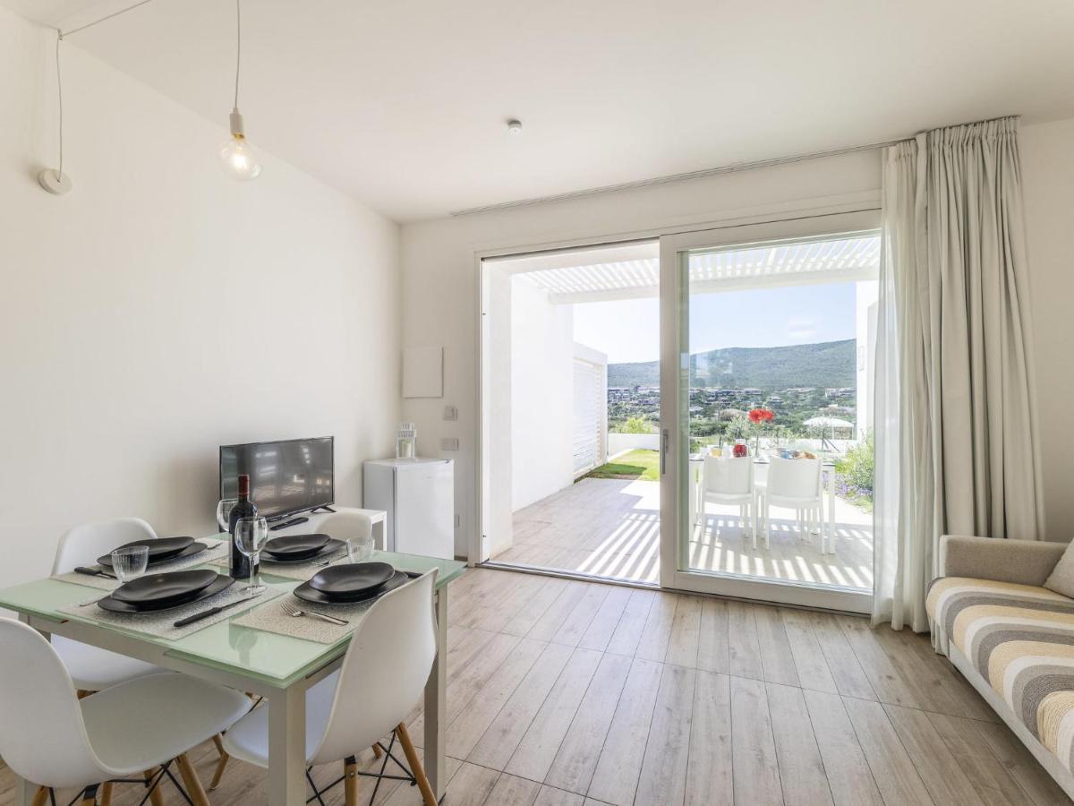 Apartment Capo Falcone Charming Apartment-2 By Interhome Стинтино Экстерьер фото